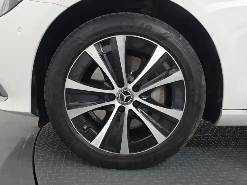 2021 Mercedes-Benz E-Класс с пробегом 96 035 км