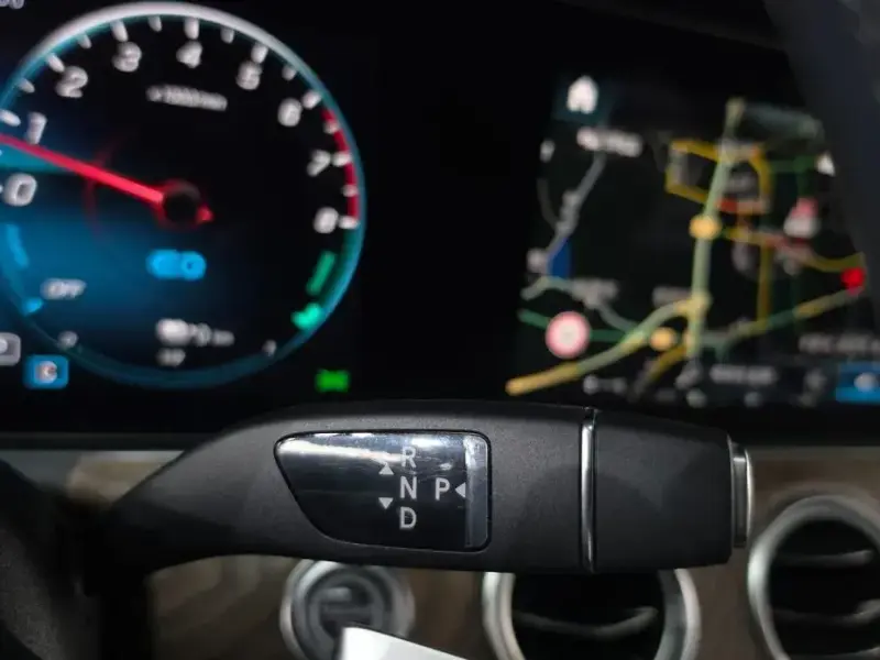 2021 Mercedes-Benz E-Класс с пробегом 96 035 км