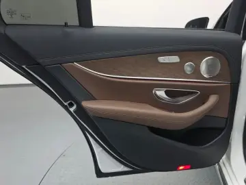 2021 Mercedes-Benz E-Класс с пробегом 96 035 км