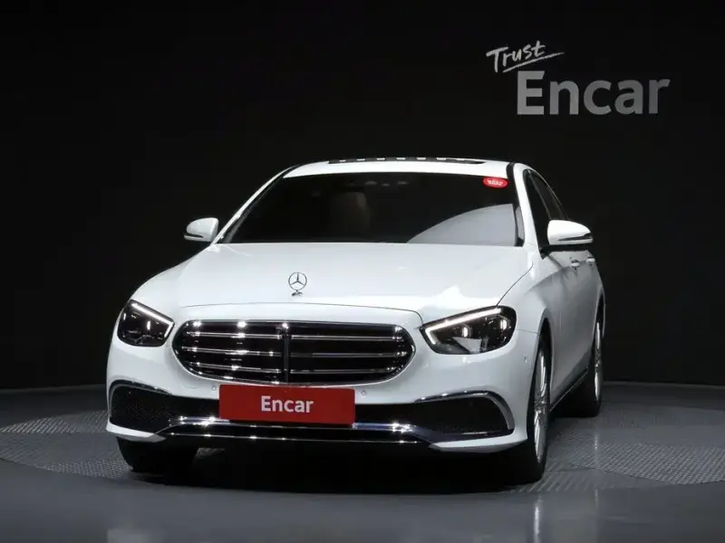 2022 Mercedes-Benz E-Класс с пробегом 48 860 км