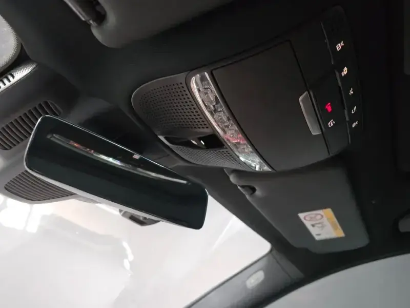 2022 Mercedes-Benz E-Класс с пробегом 48 860 км