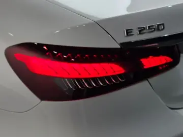 2023 Mercedes-Benz E-Класс с пробегом 49 671 км