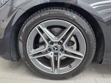 2022 Mercedes-Benz E-Класс с пробегом 48 861 км