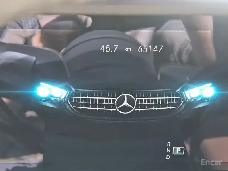 2022 Mercedes-Benz E-Класс с пробегом 65 129 км