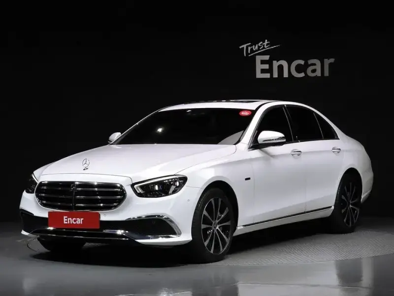 2021 Mercedes-Benz E-Класс с пробегом 65 282 км