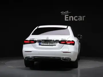 2021 Mercedes-Benz E-Класс с пробегом 65 282 км