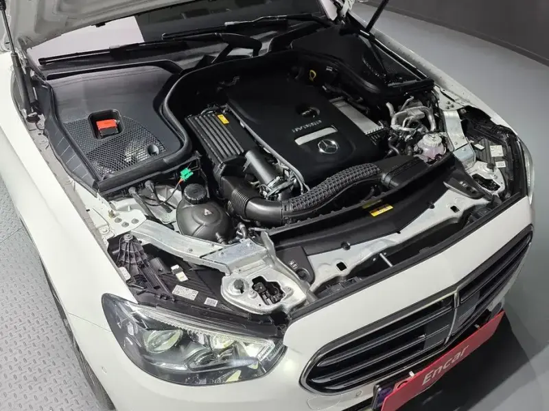2021 Mercedes-Benz E-Класс с пробегом 65 282 км