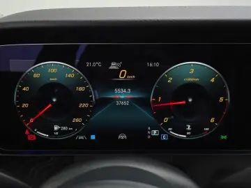 2022 Mercedes-Benz E-Класс с пробегом 37 652 км