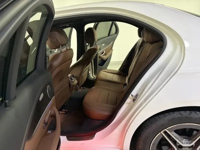 2023 Mercedes-Benz E-Класс с пробегом 32 382 км