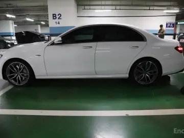 2021 Mercedes-Benz E-Класс с пробегом 21 931 км