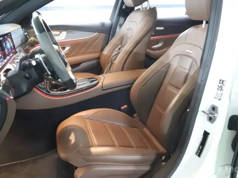 2021 Mercedes-Benz E-Класс с пробегом 21 931 км