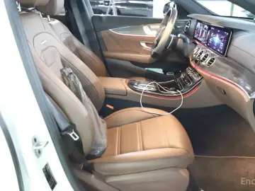 2021 Mercedes-Benz E-Класс с пробегом 21 931 км