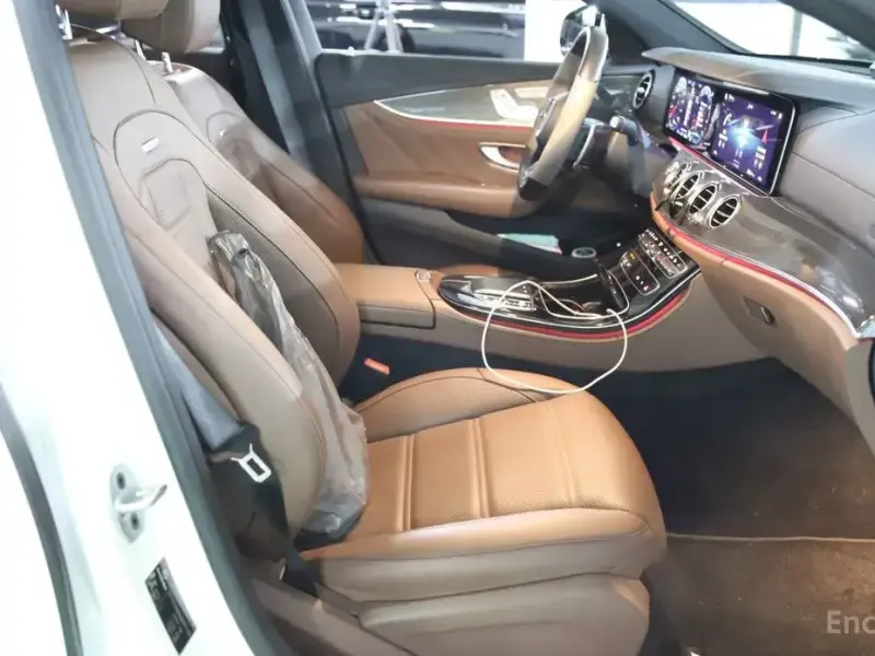 2021 Mercedes-Benz E-Класс с пробегом 21 931 км