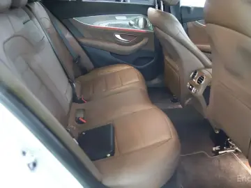 2021 Mercedes-Benz E-Класс с пробегом 21 931 км
