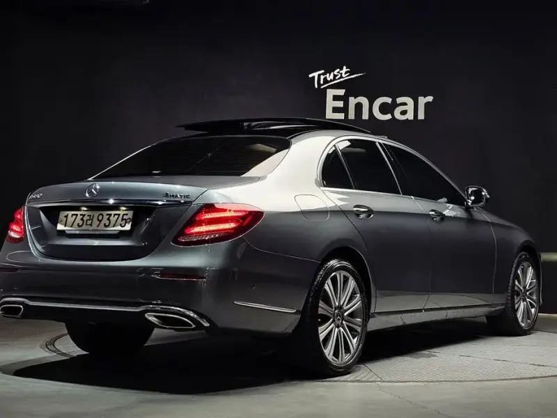 2020 Mercedes-Benz E-Класс с пробегом 93 535 км