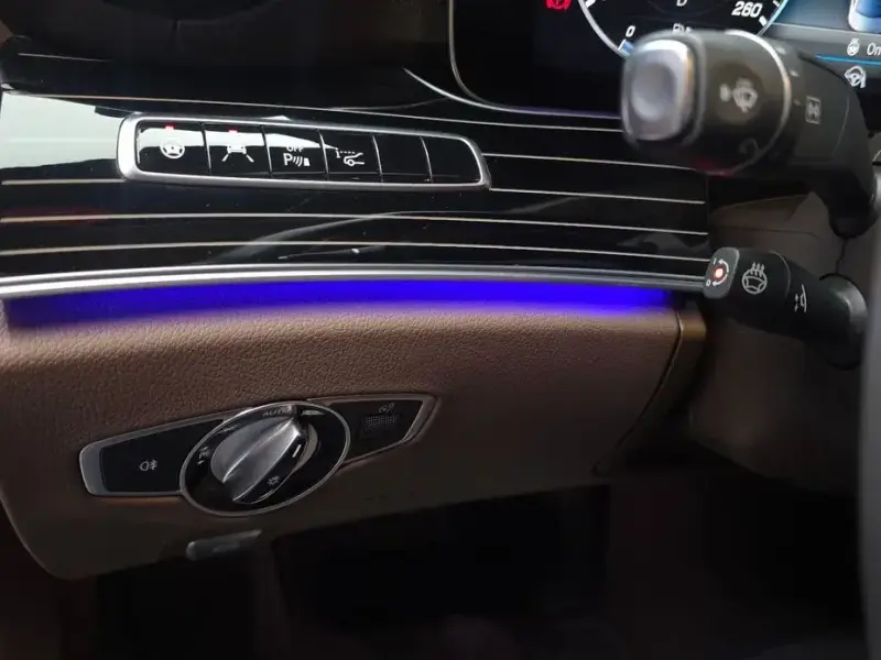2020 Mercedes-Benz E-Класс с пробегом 93 535 км