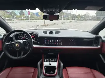 2024 Porsche Cayenne с пробегом 43 000 км