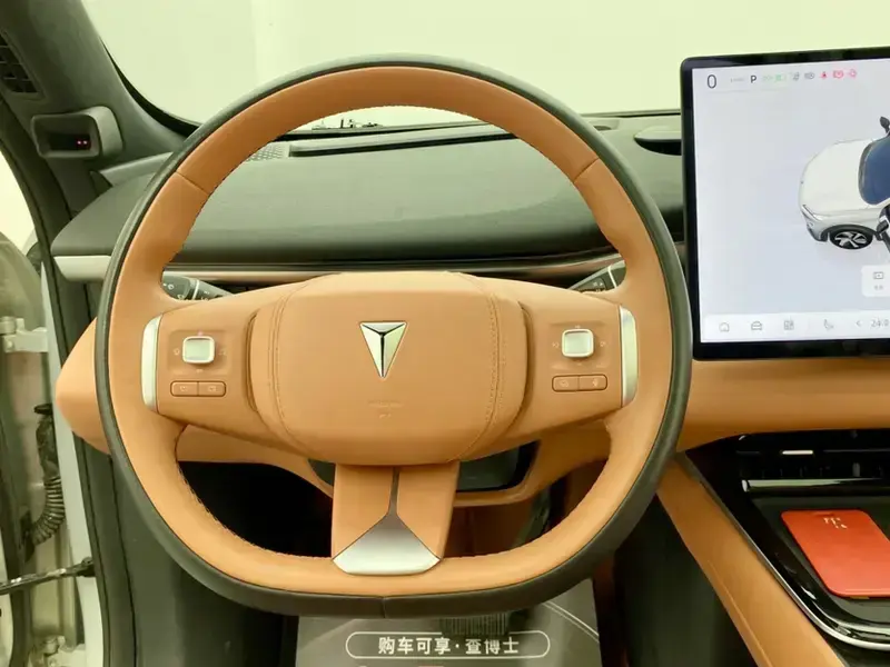 2024 Changan Shenlan S05 с пробегом 21 000 км