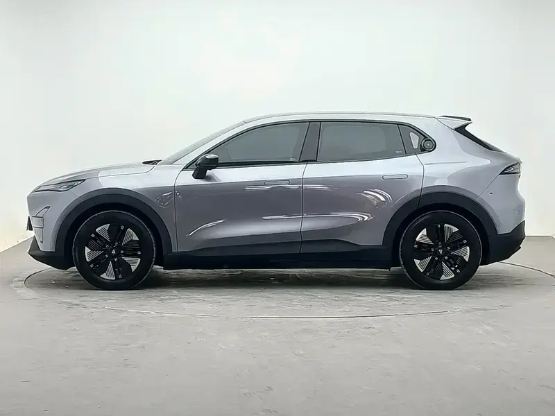 2026 Changan Shenlan S05 с пробегом 18 200 км