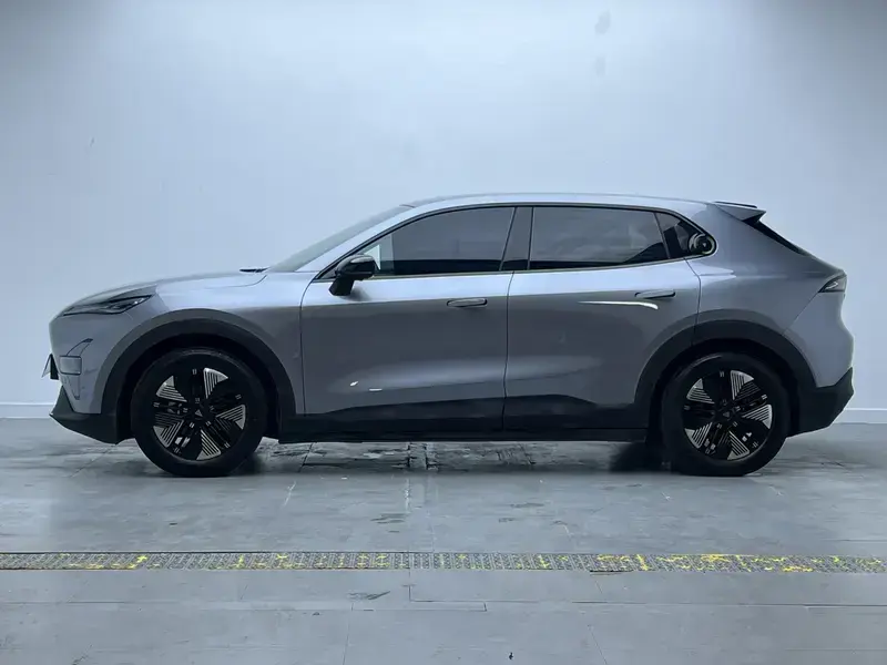 2024 Changan Shenlan S05 с пробегом 37 300 км
