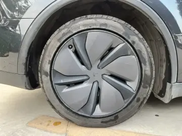 2025 Tesla Model Y с пробегом 55 000 км