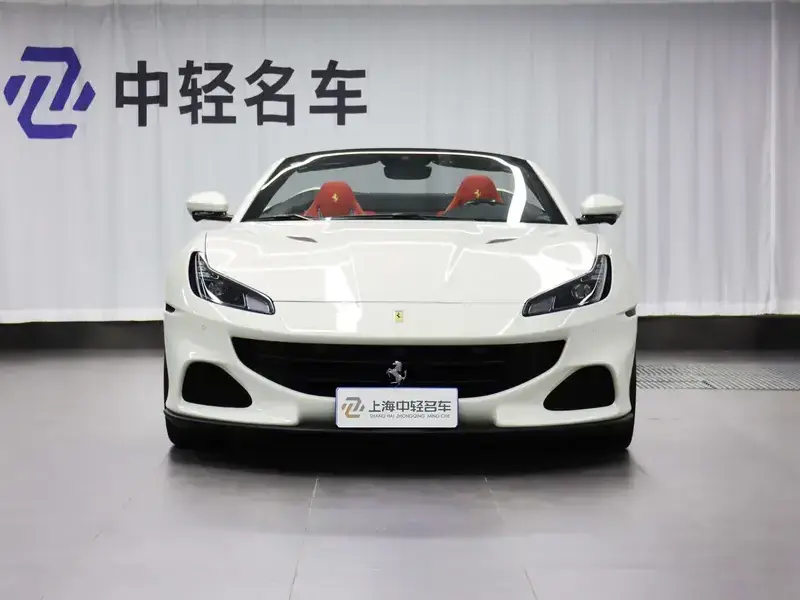 2021 Ferrari Portofino с пробегом 10 000 км