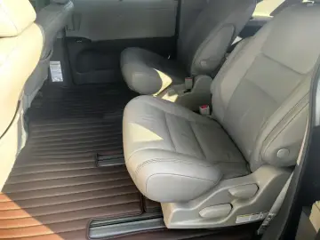 2020 Toyota Sienna с пробегом 99 000 км