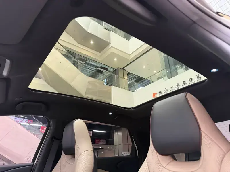 2024 BYD Dolphin с пробегом 31 000 км