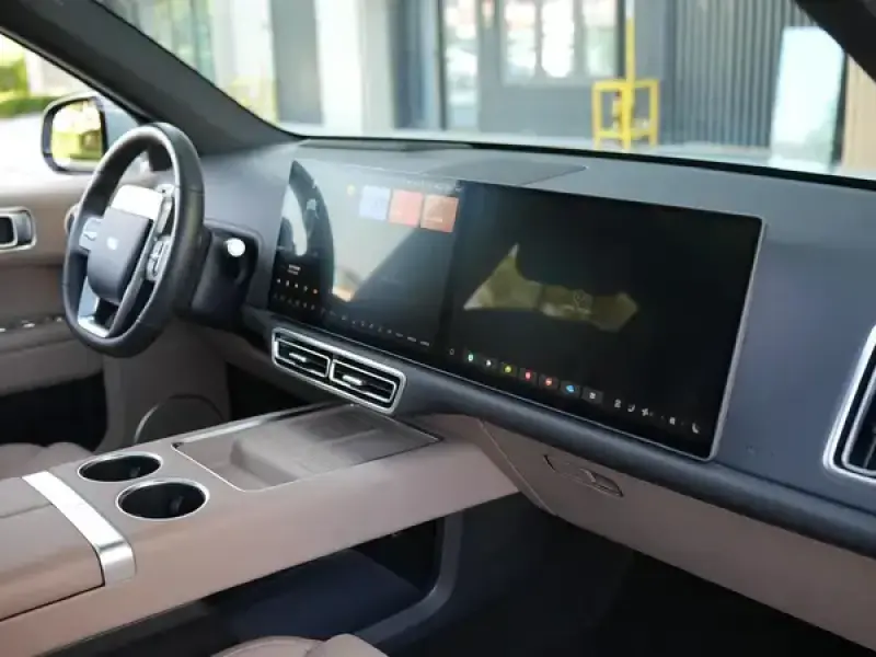 2025 Li Auto (Lixiang) L6 с пробегом 15 200 км