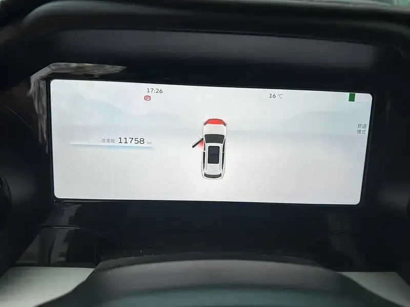 2023 Geely Monjaro с пробегом 11 700 км