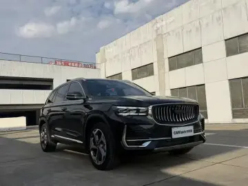 2024 Geely Monjaro с пробегом 16 000 км