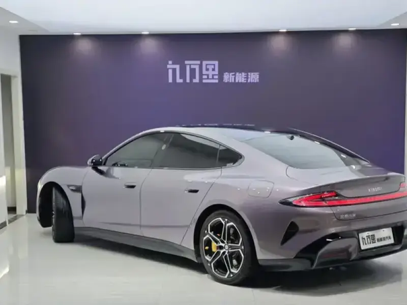 2024 Xiaomi SU7 с пробегом 35 000 км