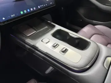2024 Xiaomi SU7 с пробегом 31 000 км