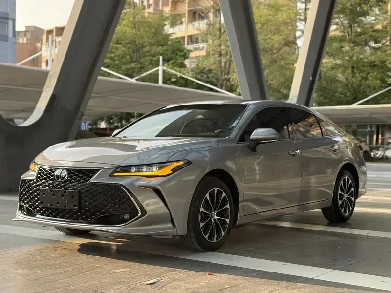 2023 Toyota Avalon с пробегом 31 000 км