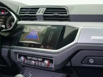 2024 Audi Q3 с пробегом 7 800 км