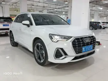 2022 Audi Q3 с пробегом 44 400 км