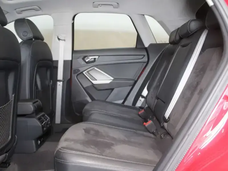 2020 Audi Q3 с пробегом 54 400 км