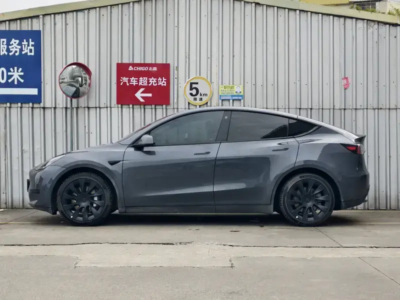 2022 Tesla Model Y с пробегом 37 500 км
