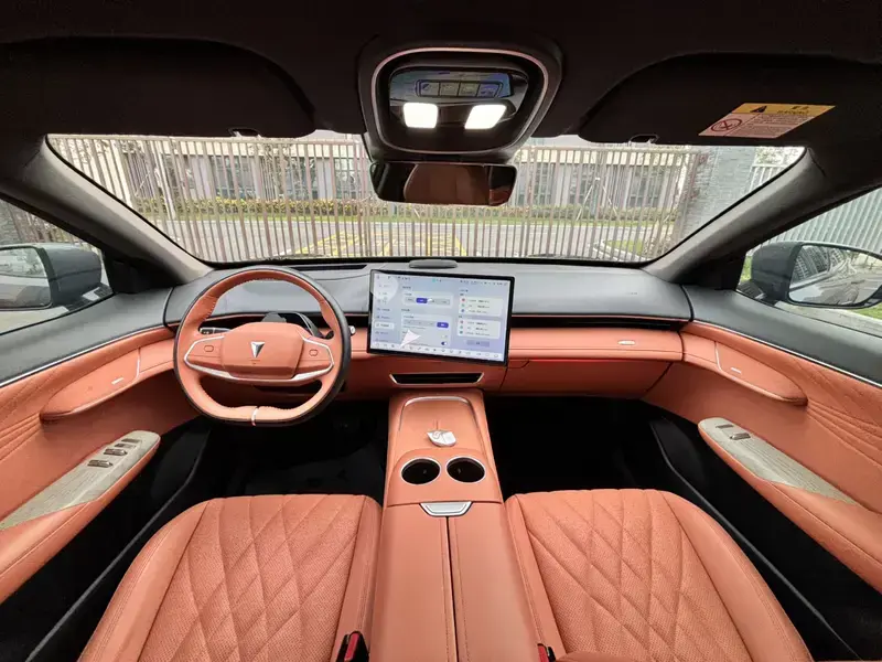 2023 Changan Deepal S07 с пробегом 35 000 км