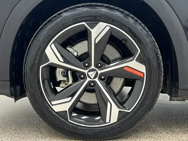 2026 Changan Deepal S07 с пробегом 11 300 км