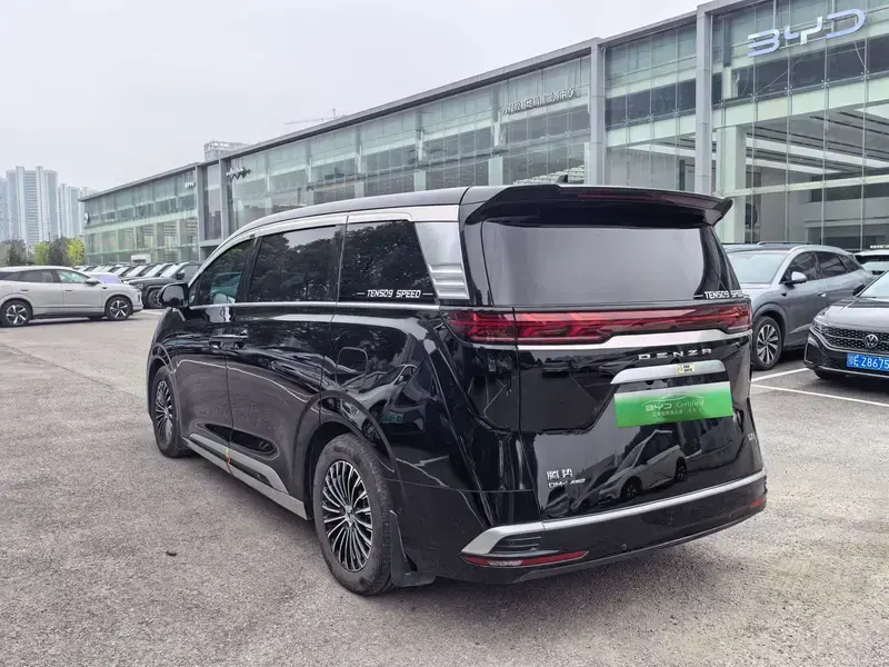 2022 Denza D9 с пробегом 58 000 км