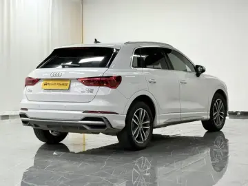 2023 Audi Q3 с пробегом 82 600 км