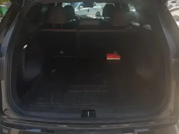 2024 Geely Monjaro с пробегом 42 000 км
