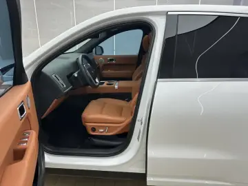 2024 Li Auto (Lixiang) L6 с пробегом 61 400 км