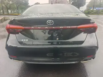2022 Toyota Avalon с пробегом 60 000 км