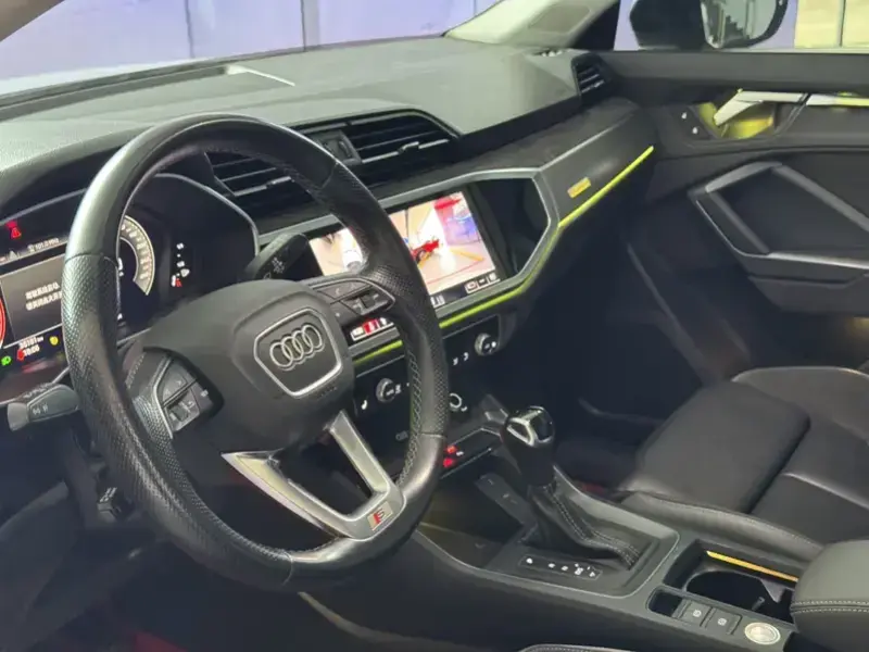 2022 Audi Q3 Sportback с пробегом 36 000 км
