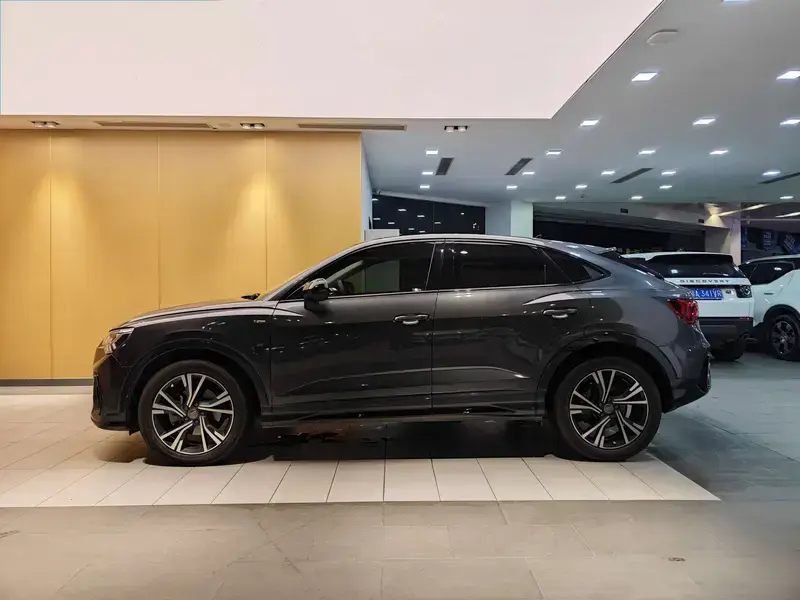2020 Audi Q3 Sportback с пробегом 93 000 км
