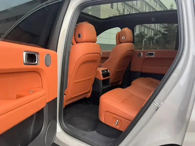 2024 Li Auto (Lixiang) L6 с пробегом 50 000 км