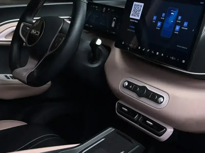 2025 BYD Seagull с пробегом 18 500 км