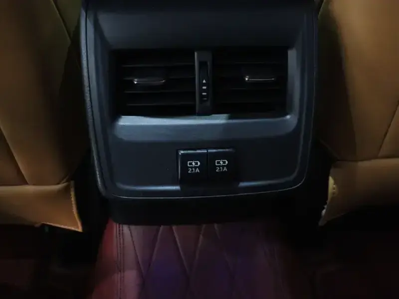 2019 Toyota Avalon с пробегом 131 000 км